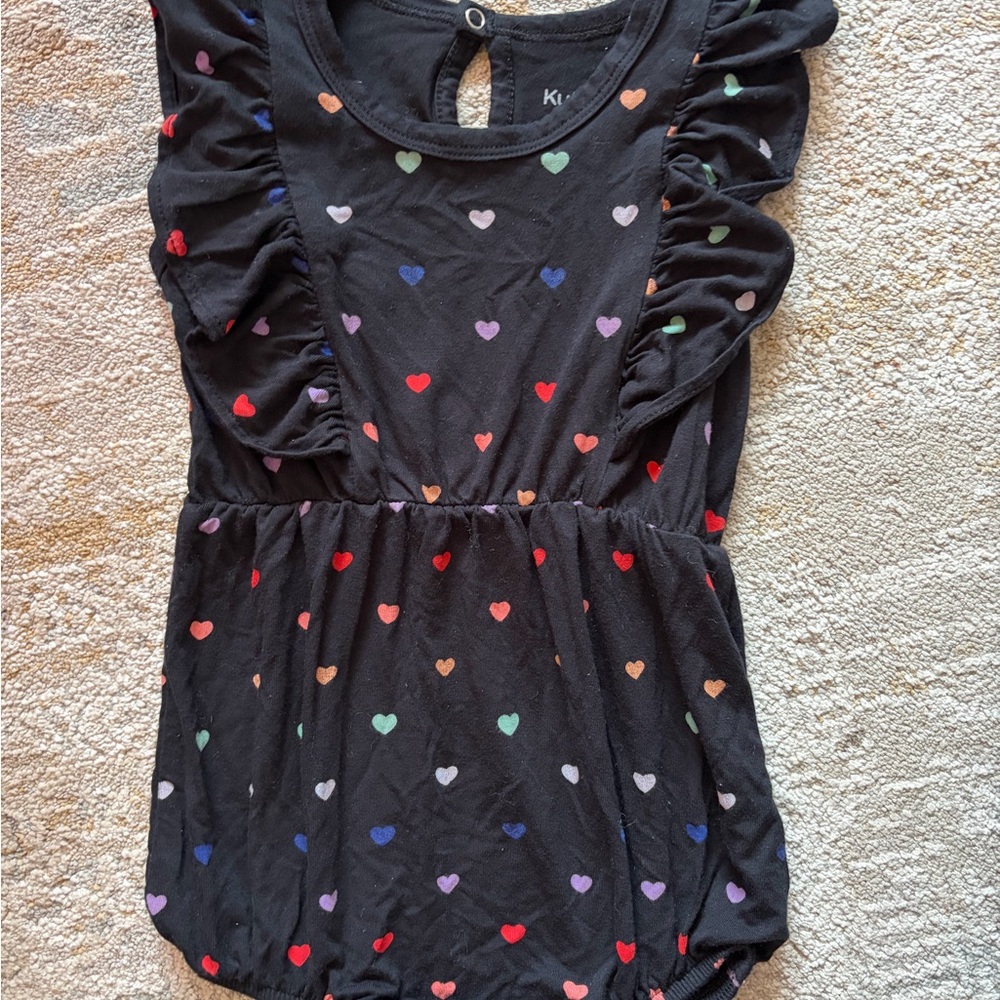 Kyte BABY Black Romper with Heart Accents